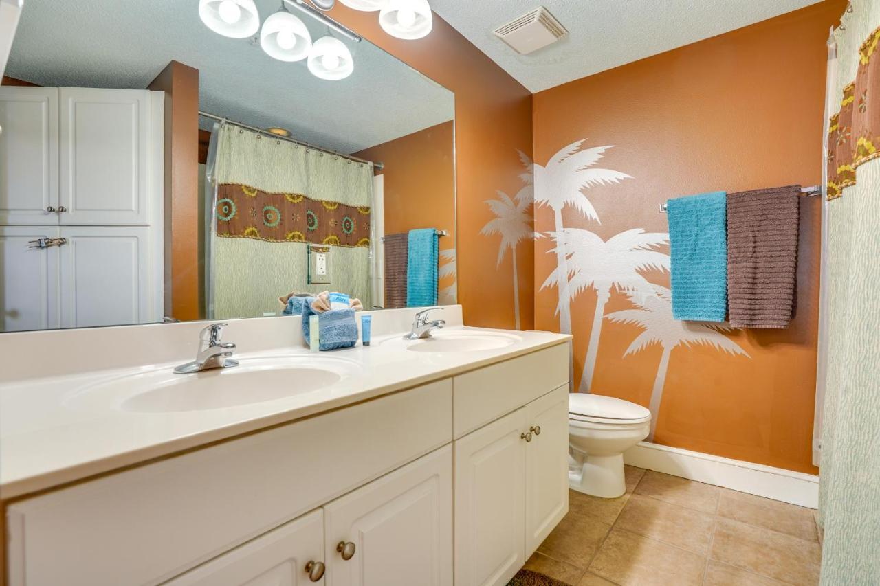 Apartment Beachfront Panama Vacation Rental! *